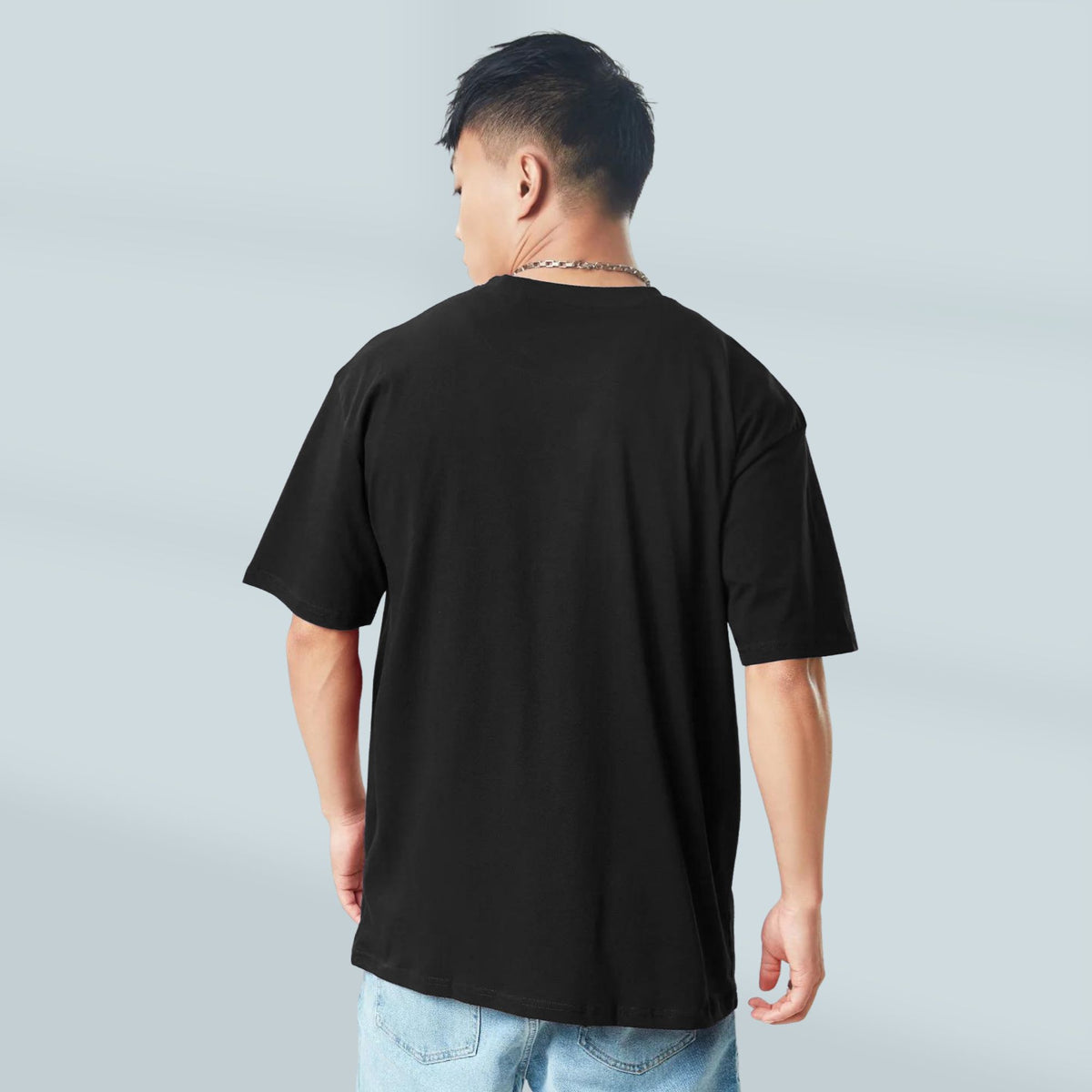 Black Oversized T shirt: The Ultimate Solid Streetwear Style